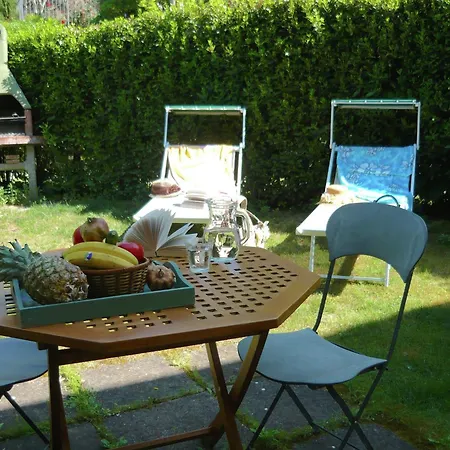 Boutique In With Pool Дом отдыха *