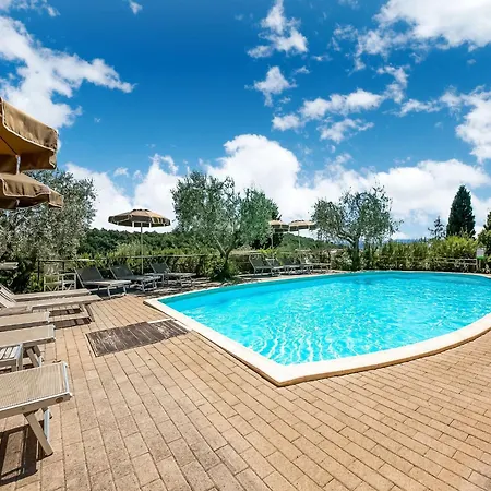 Дом отдыха Boutique In With Pool Поджибонси